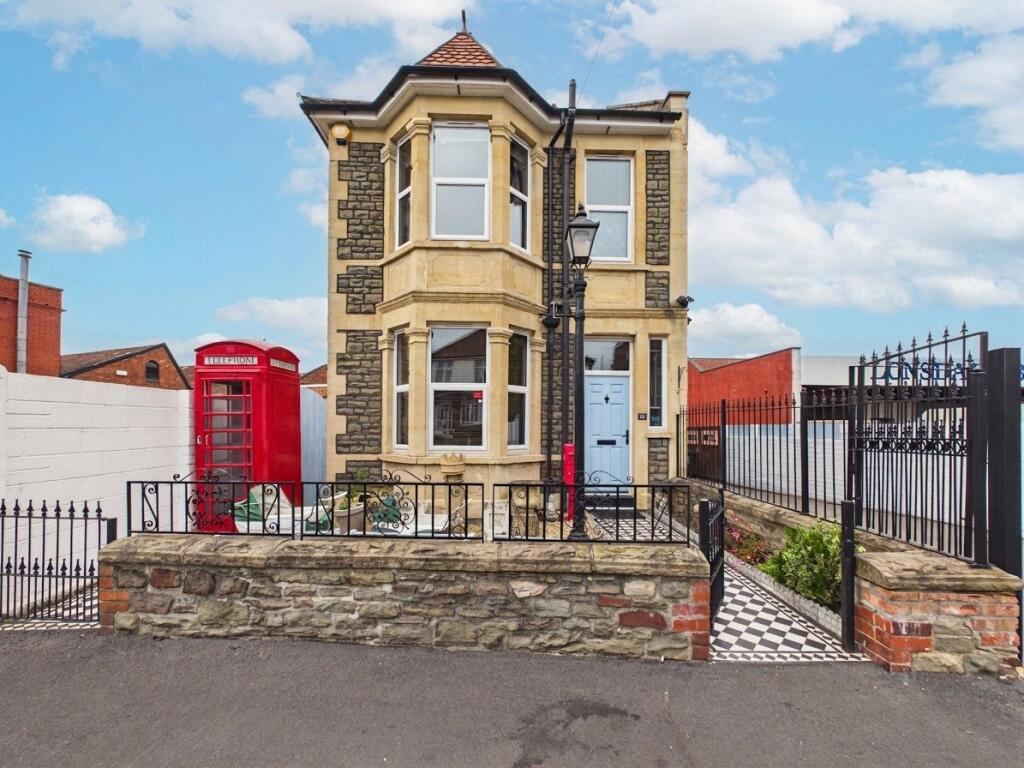 Main image of property: Woodland Way, Kingswood, Bristol, BS15