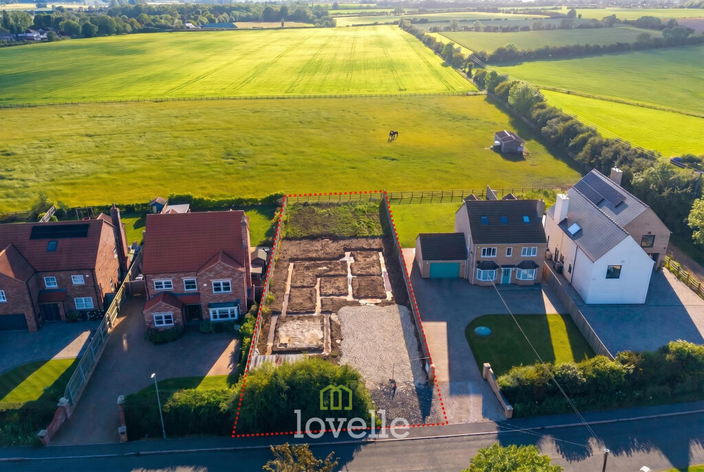 Holton Road, Tetney, DN36 - View 2
