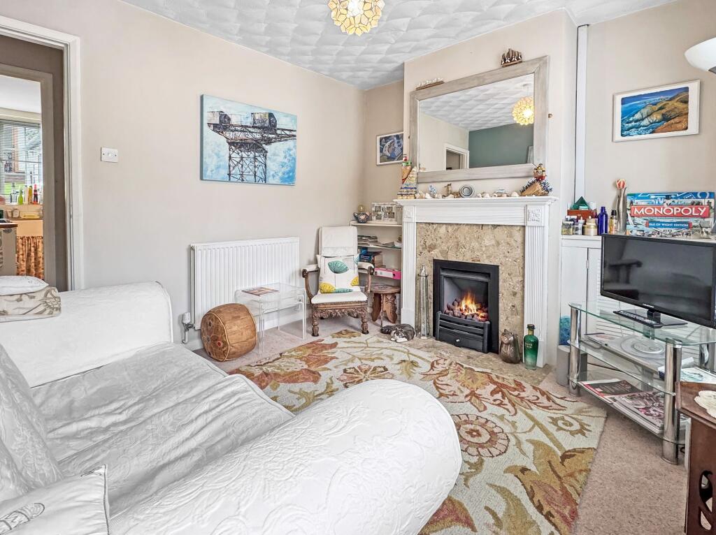House in Cowes, Isle of Wight - View 2