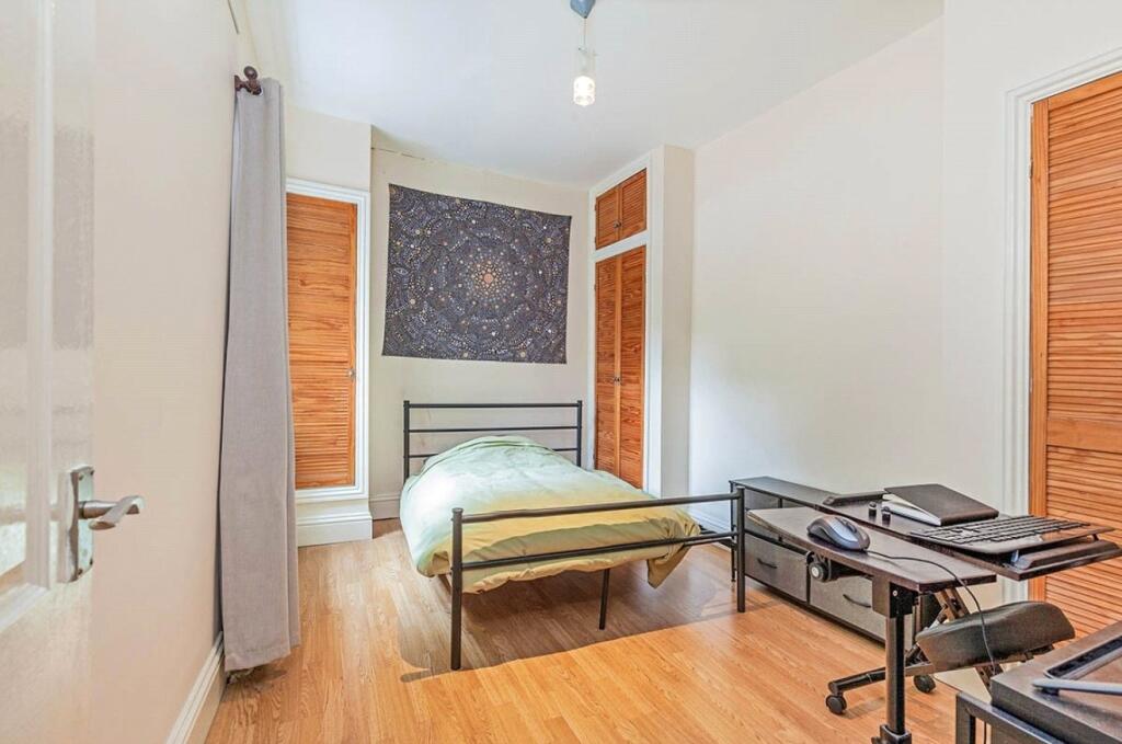 Main image of property: New Cross Road, London, SE14