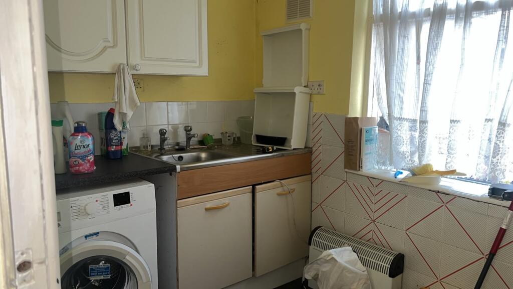 1 Enver Road, Manchester. M8 5UN photo 3