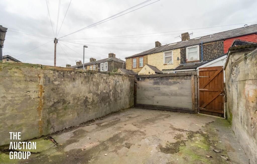 House in Burnley, Lancashire - View 4