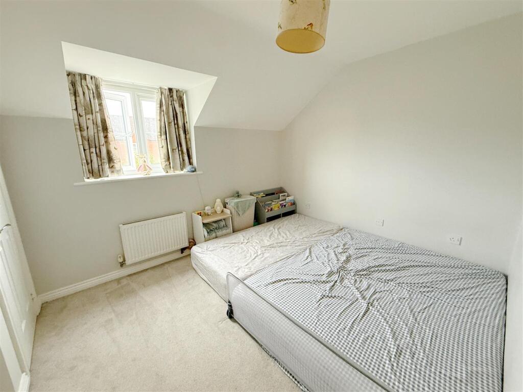 Congreve Way, Stratford-Upon-Avon photo 2