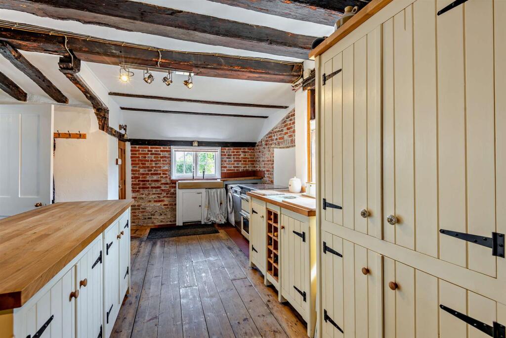 House in Hollingbourne, Eyhorne Street - View 5