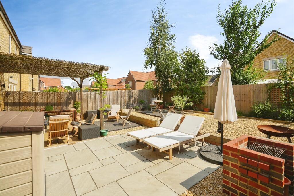 Bartlett Place, Milton, Abingdon photo 4