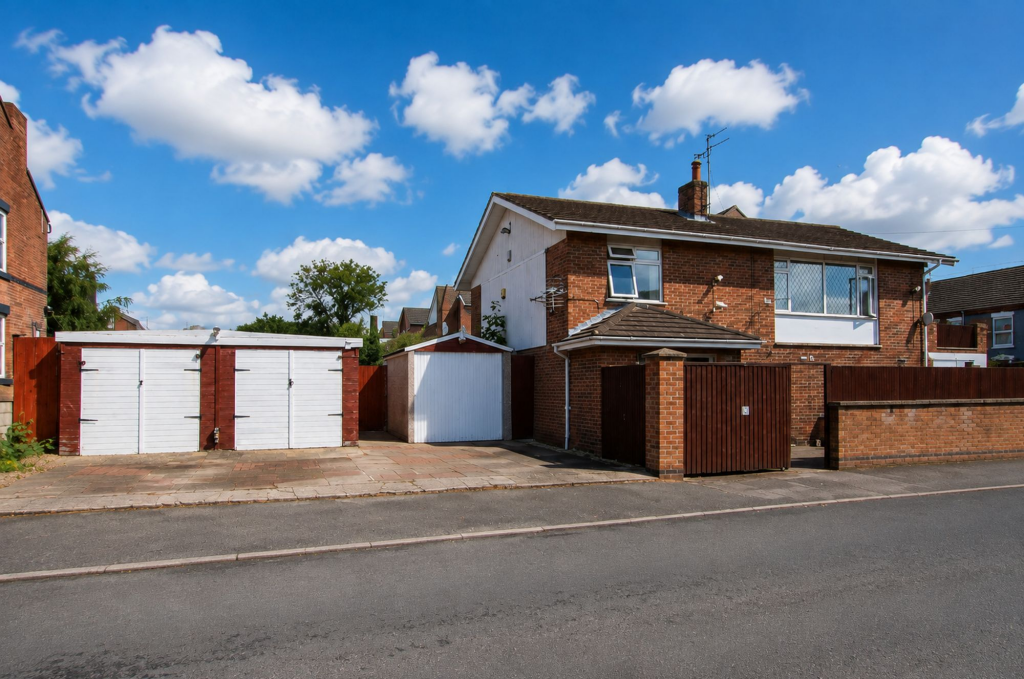 Main image of property: Queens Road North, Eastwood, NG16