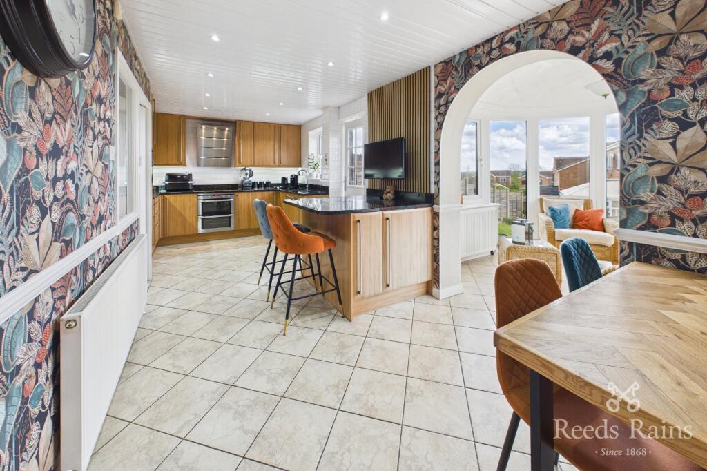 Brackenwood Road, Outwood, Wakefield, West Yorkshire, WF1 photo 2