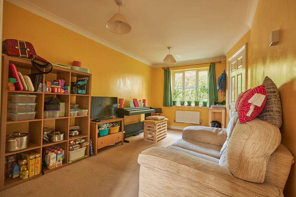 House in Exeter - View 3