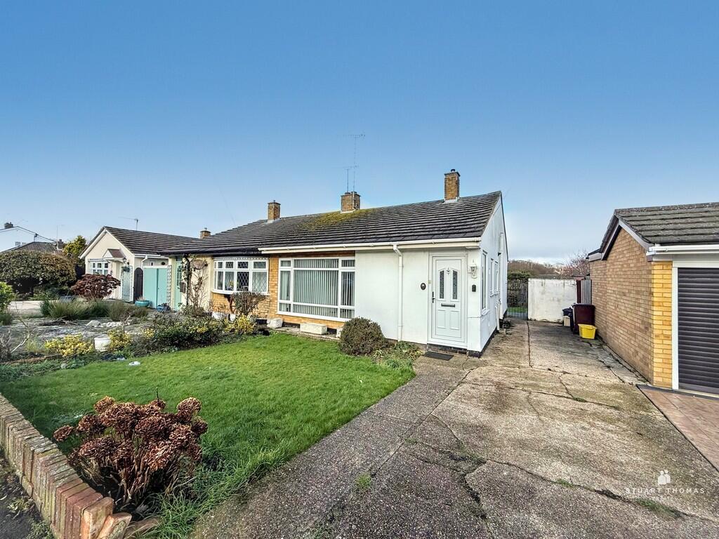 Main image of property: Broomfield, Hadleigh