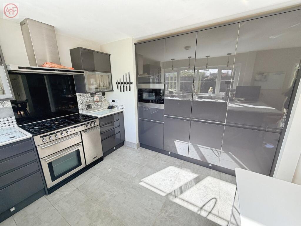 House in Taunton - View 5