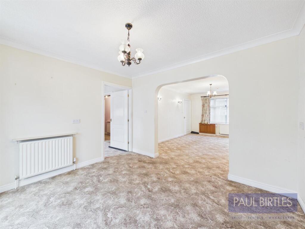 Woodhouse Road, Davyhulme, Trafford, M41 7DA photo 4