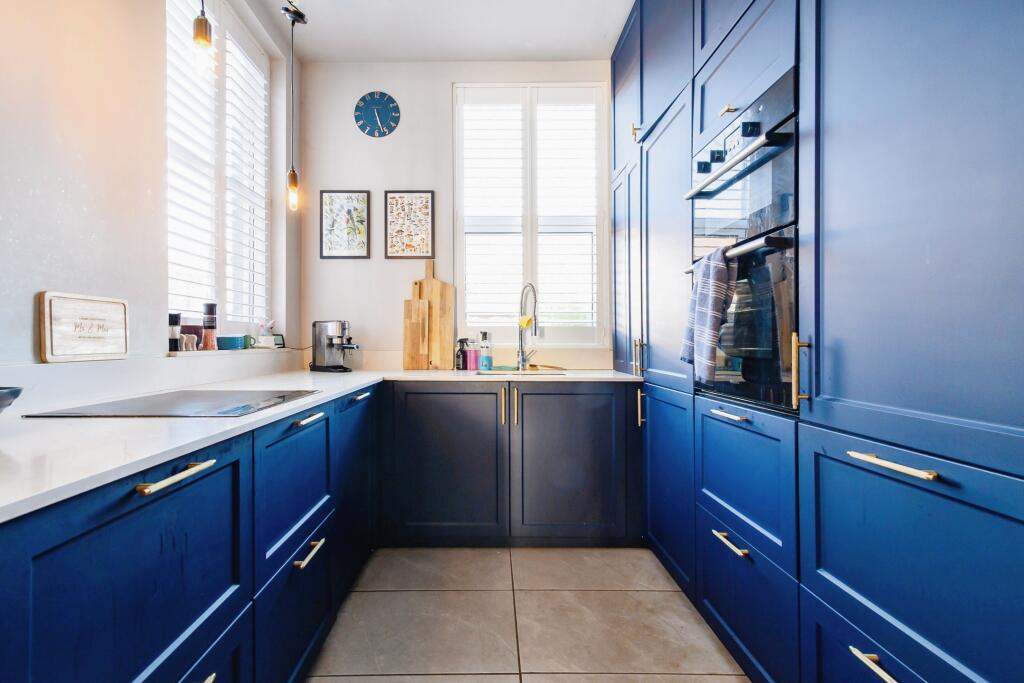 58, Nipper Lane, Manchester, M45 photo 3