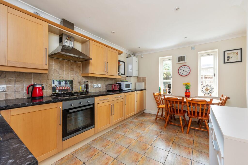 House in Winchester, Harestock, Fulflood - View 5