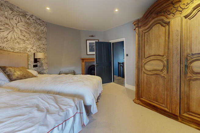 East House, East Street, Petworth, GU28 0AB