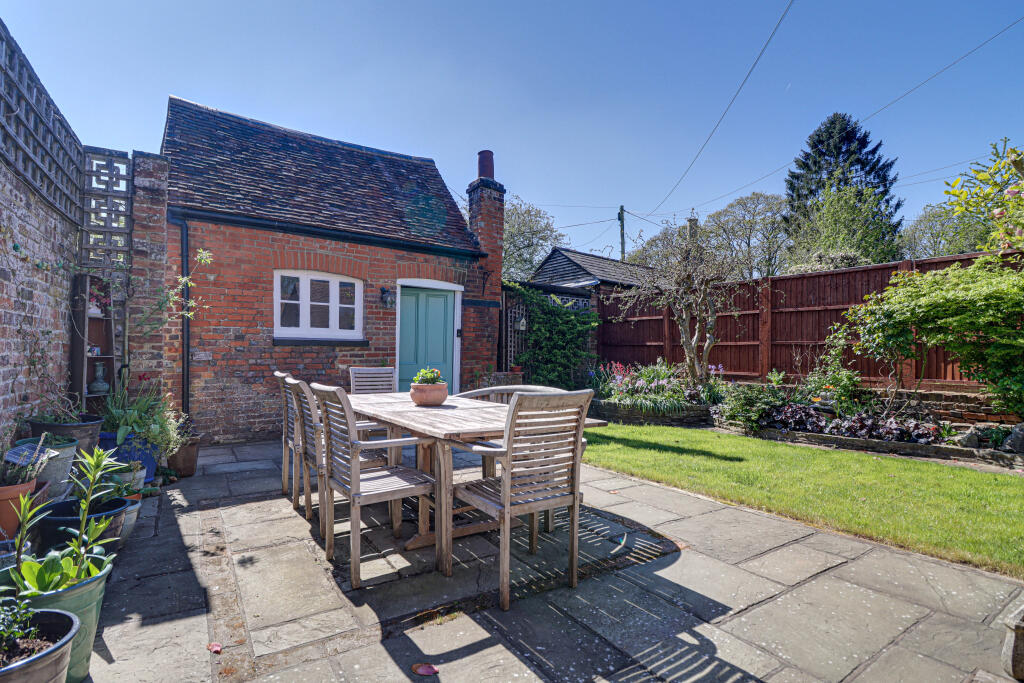 Additional image 21 of St. Michaels Street, St. Albans, Hertfordshire, AL3
