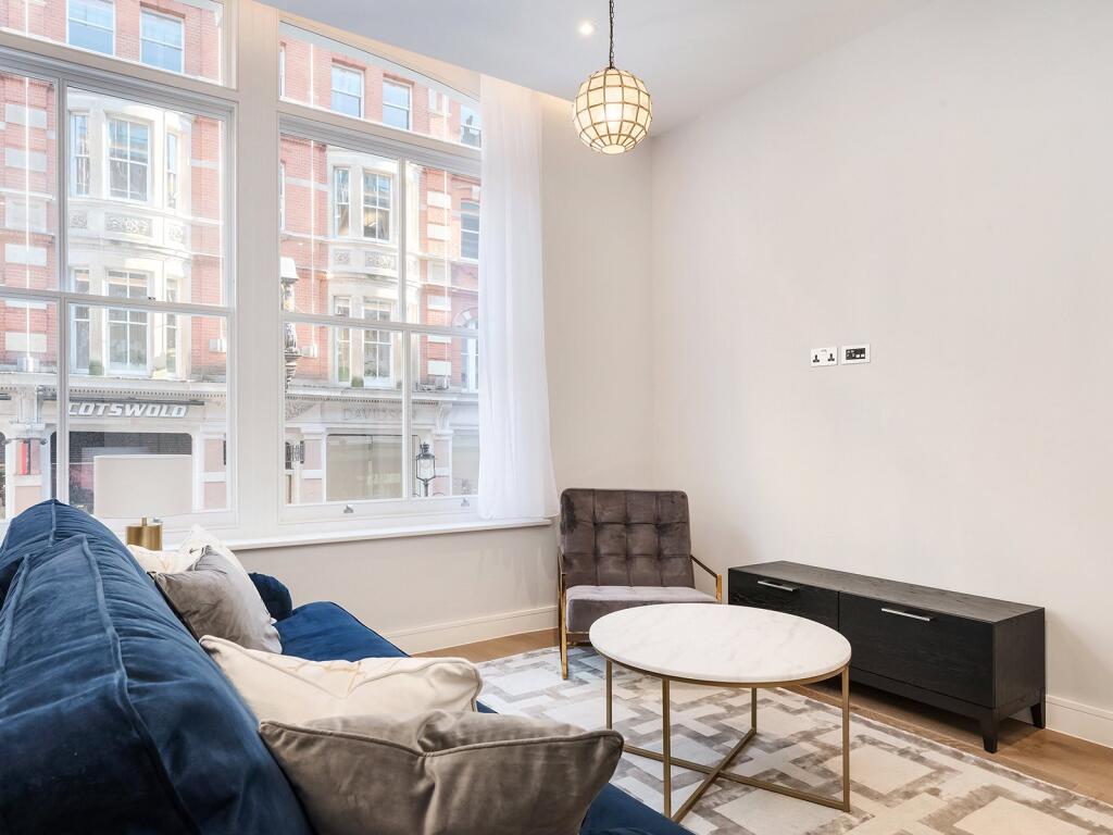 Apartment in London, City of Westminster - View 2
