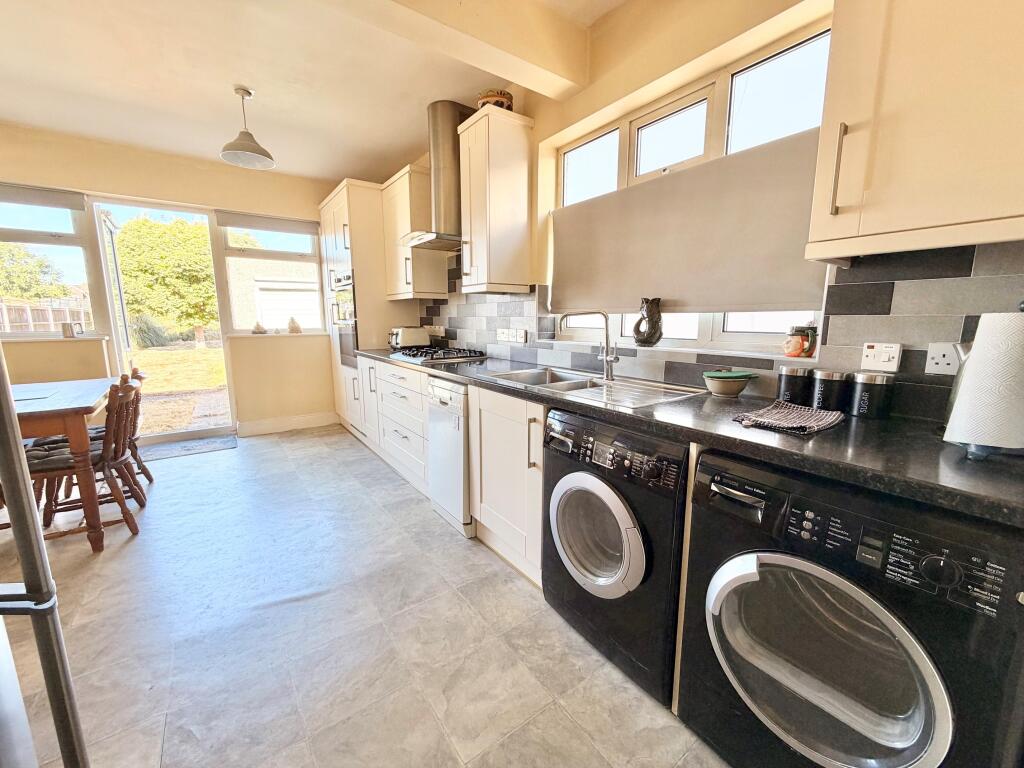 House in Romford - View 4