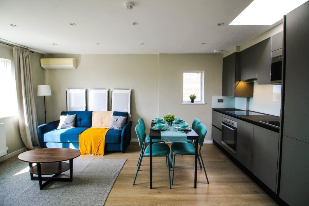 Main image of property: Hayes Crescent, Temple Fortune, NW11