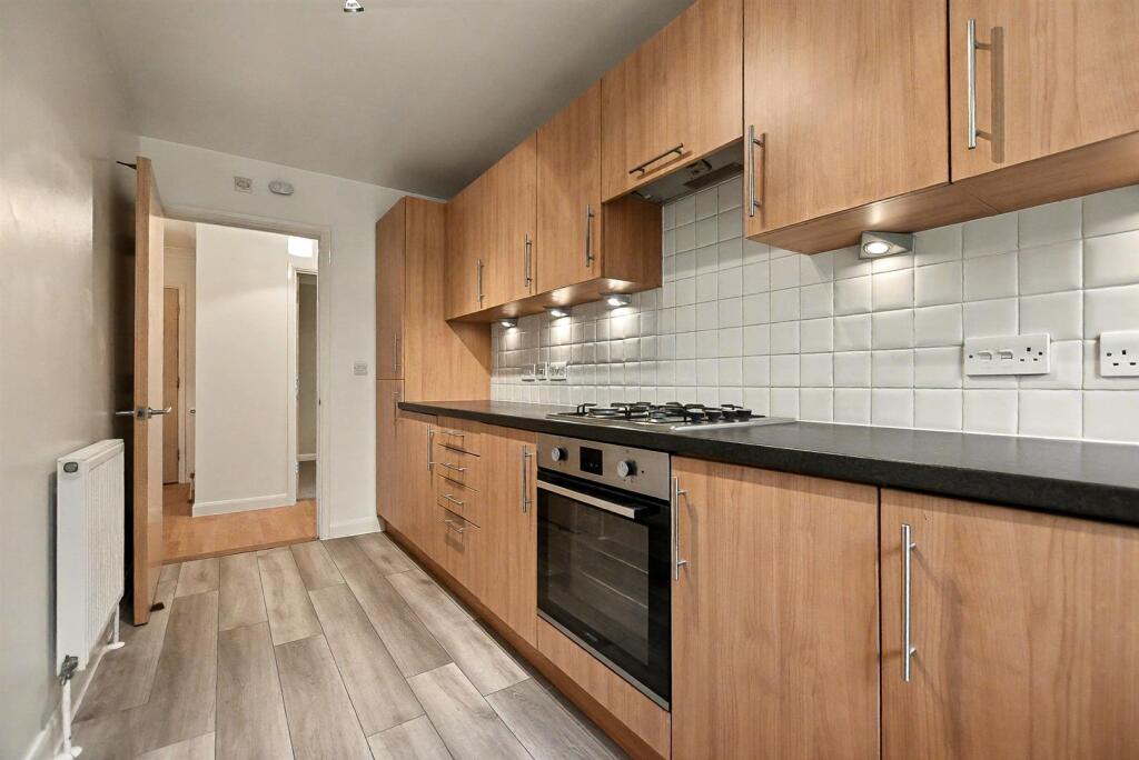 Apartment in Tonbridge and Malling, Aylesford - View 5