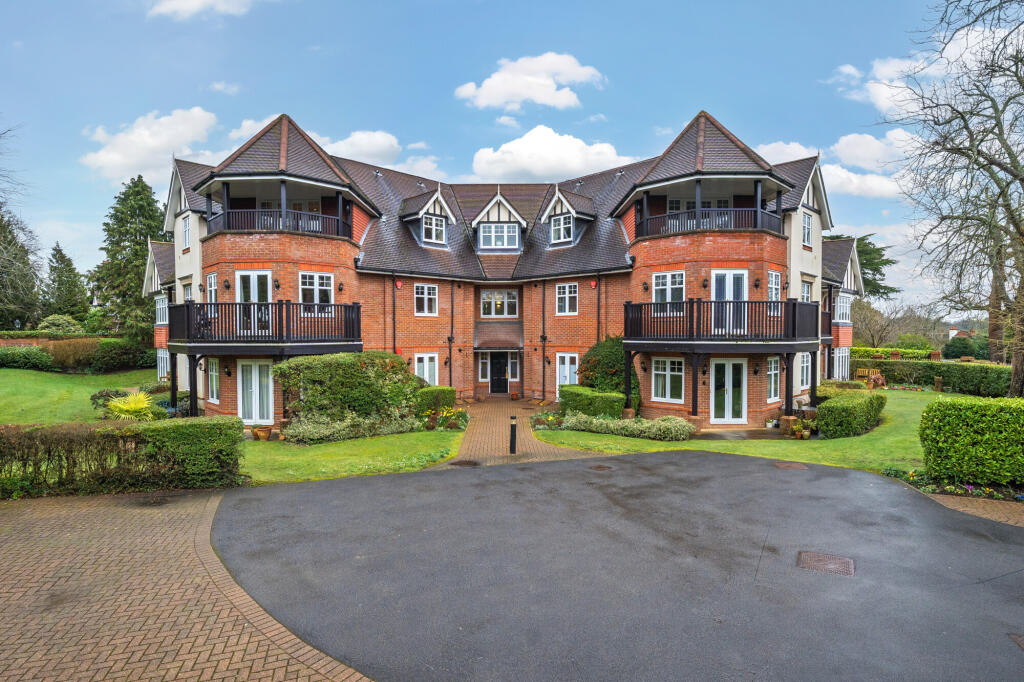 Main image of property: Heritage Gate, Gerrards Cross, SL9