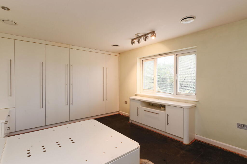 House in Mid Suffolk, Worlingworth - More