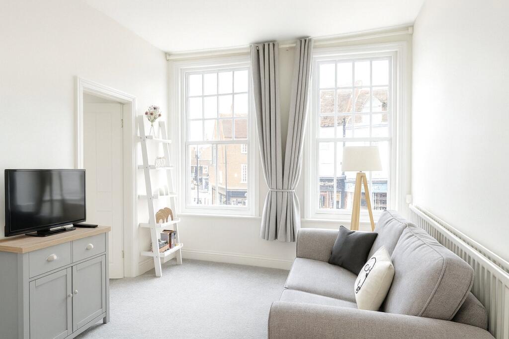 Main image of property: High Street, Horley, RH6