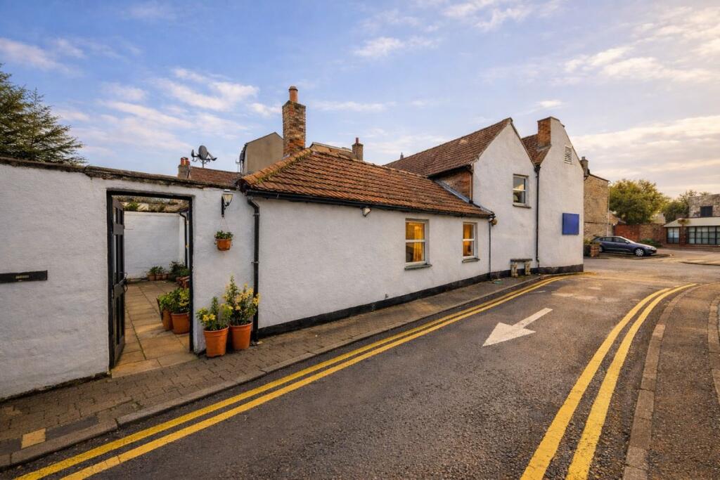 Main image of property: 2 Broomhill Road, Orpington, Kent, BR6 0EW