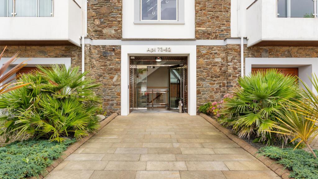 Apartment in Onchan - View 3