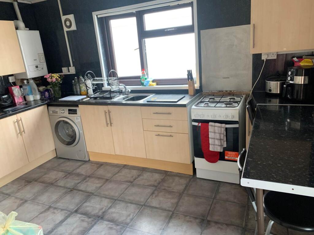 Apartment in Cardiff - More