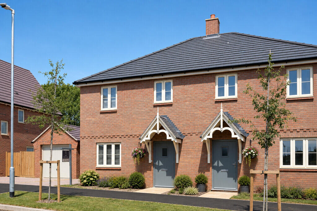 3-bed semi-detached on Hunston Road, Badwell Ash, Bury St. Edmunds, £350,000