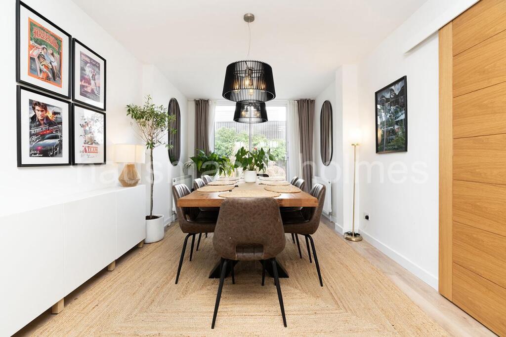 House in London, Hendon Central - View 5