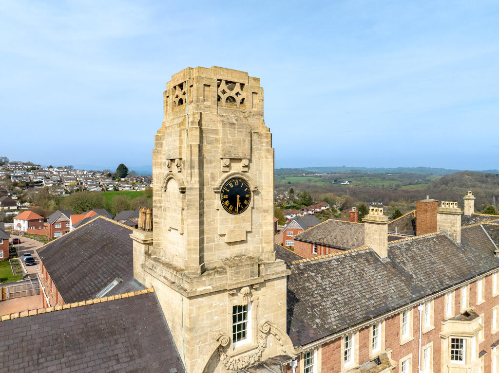 Apartment in Newport, Lodge Hill, Caerleon - View 3