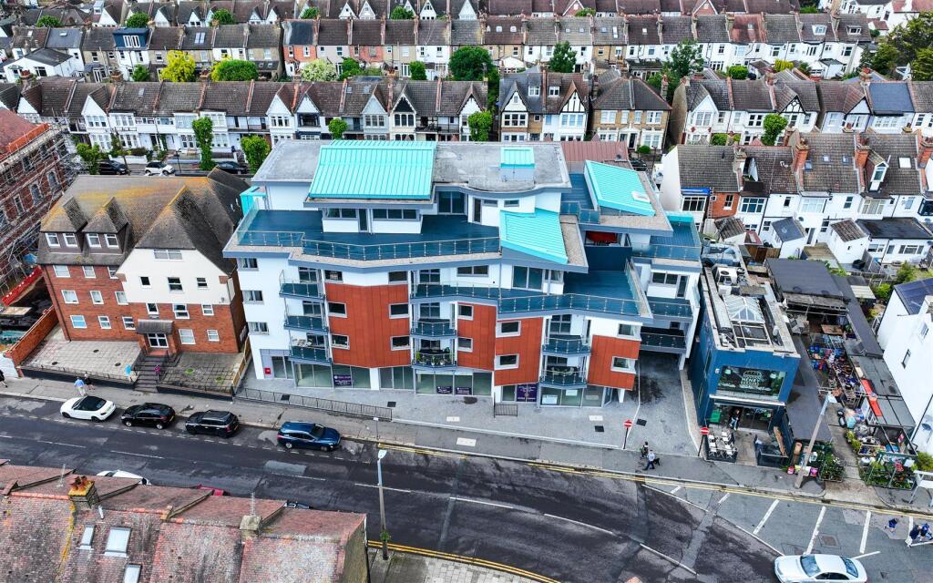 Main image of property: St Clements Gate, 139 Broadway, Leigh-On-Sea