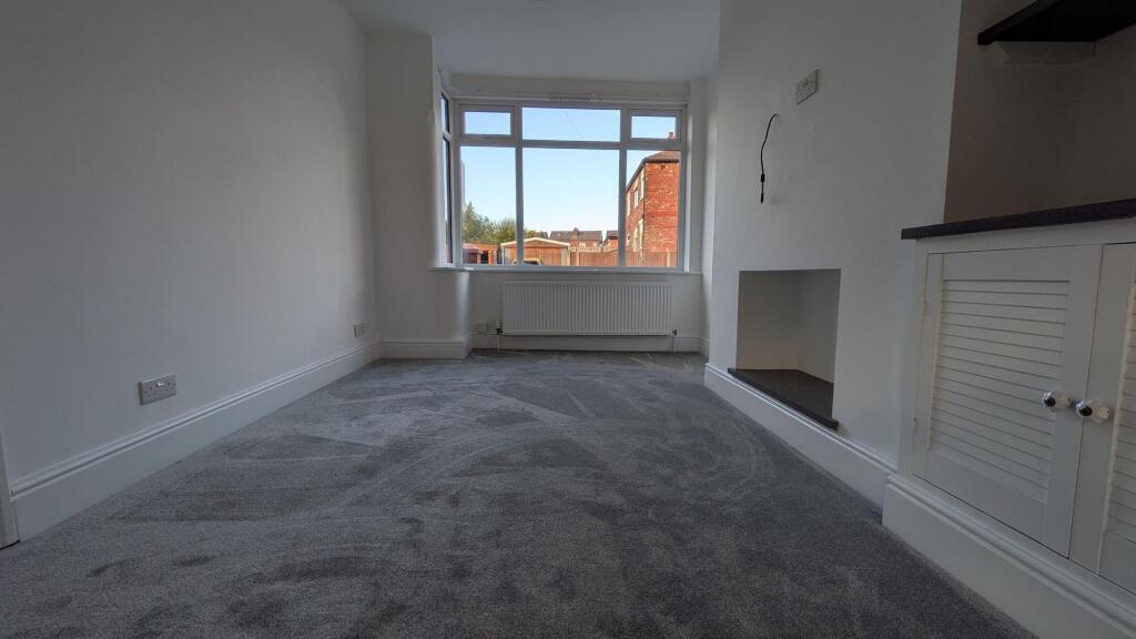 House in Stockport, Heaton Norris, Edgeley - View 2
