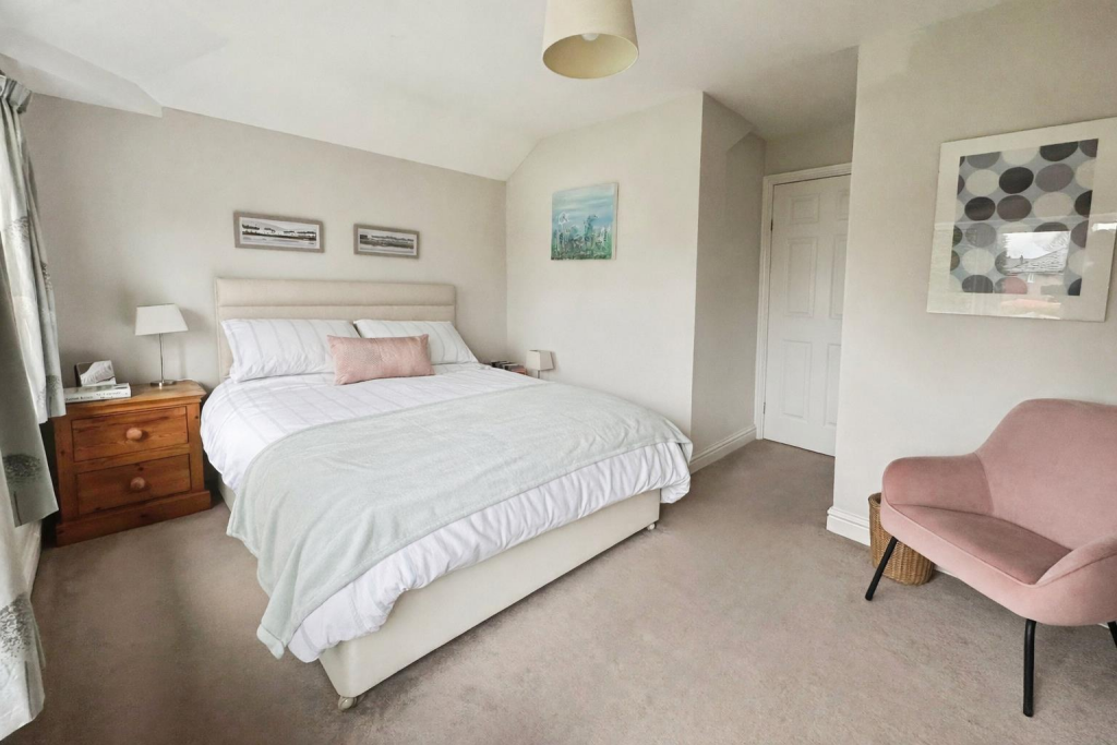 Wingfield Avenue, Wilmslow photo 4