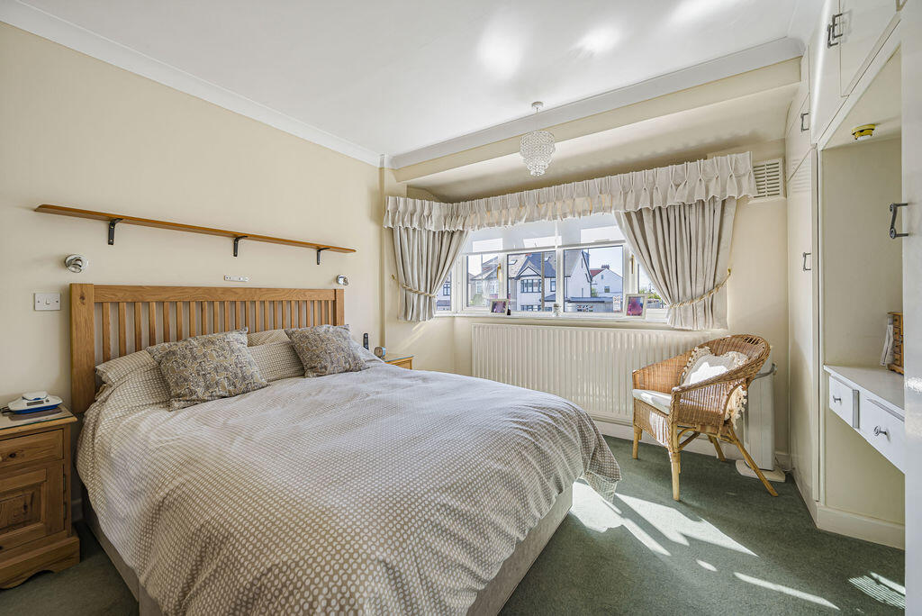 House in London, Edgebury, Eltham - More