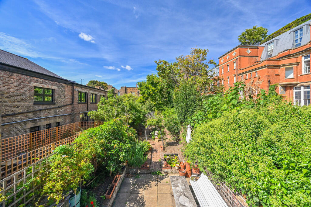 Upper Street, Islington, London, N1 photo 4
