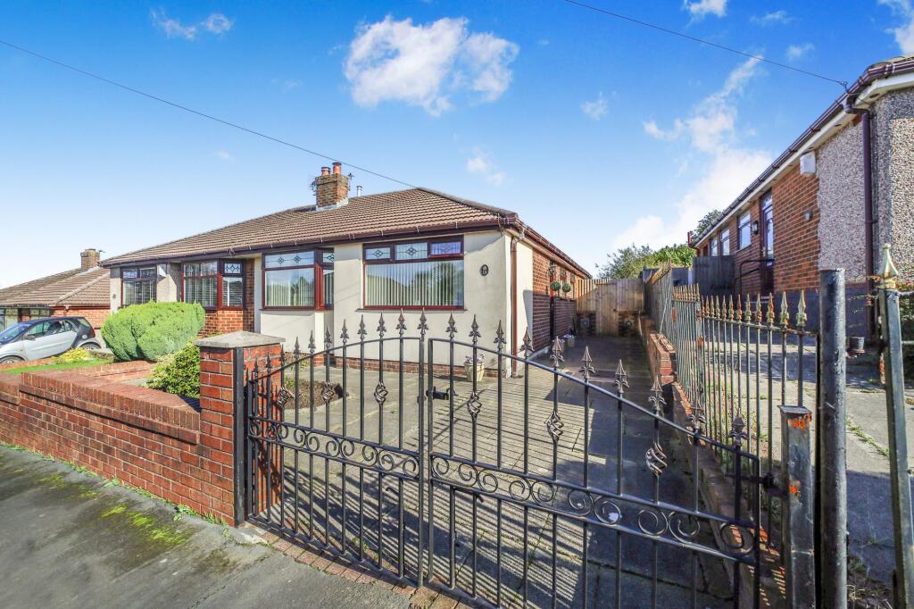 3-bed semi-detached on Dryden Avenue, Ashton-In-Makerfield, WN4, £190,000