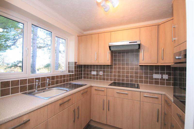 Apartment in Princes Risborough, Buckinghamshire - View 3