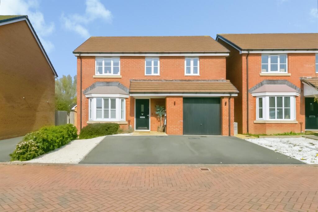Main image of property: Railway Road, Rhoose, Barry