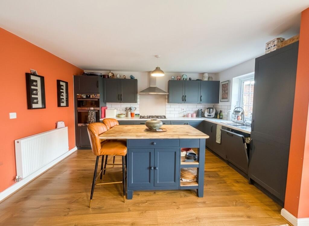 House in Thornbury, Upper Morton - View 5
