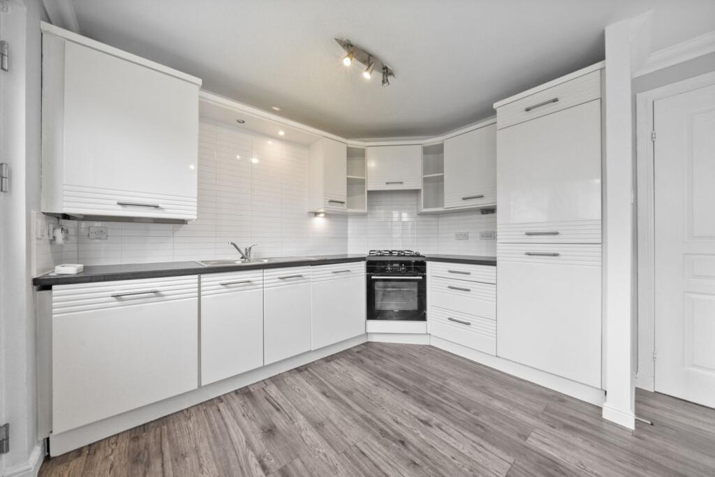 House in Larbert, Falkirk - View 5
