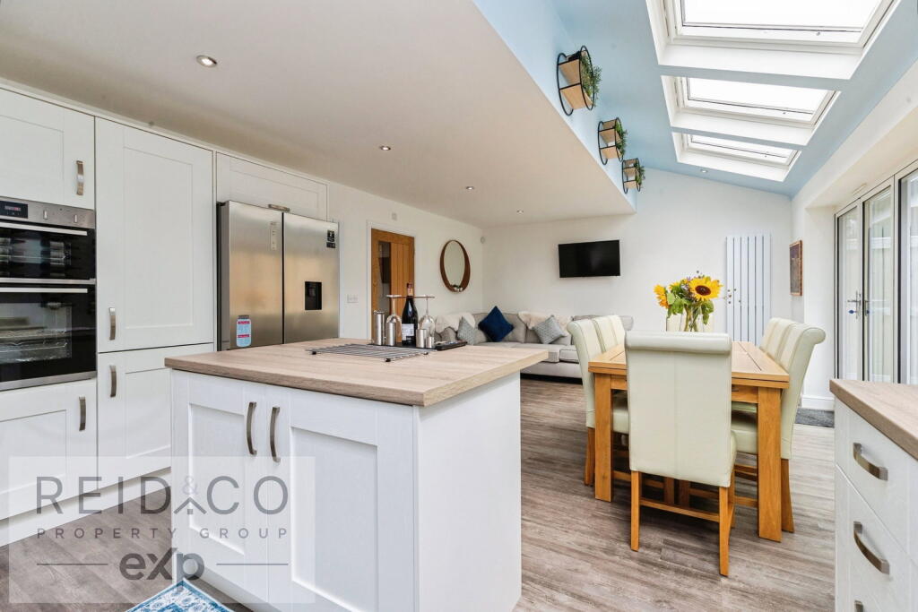 House in Preston - View 4