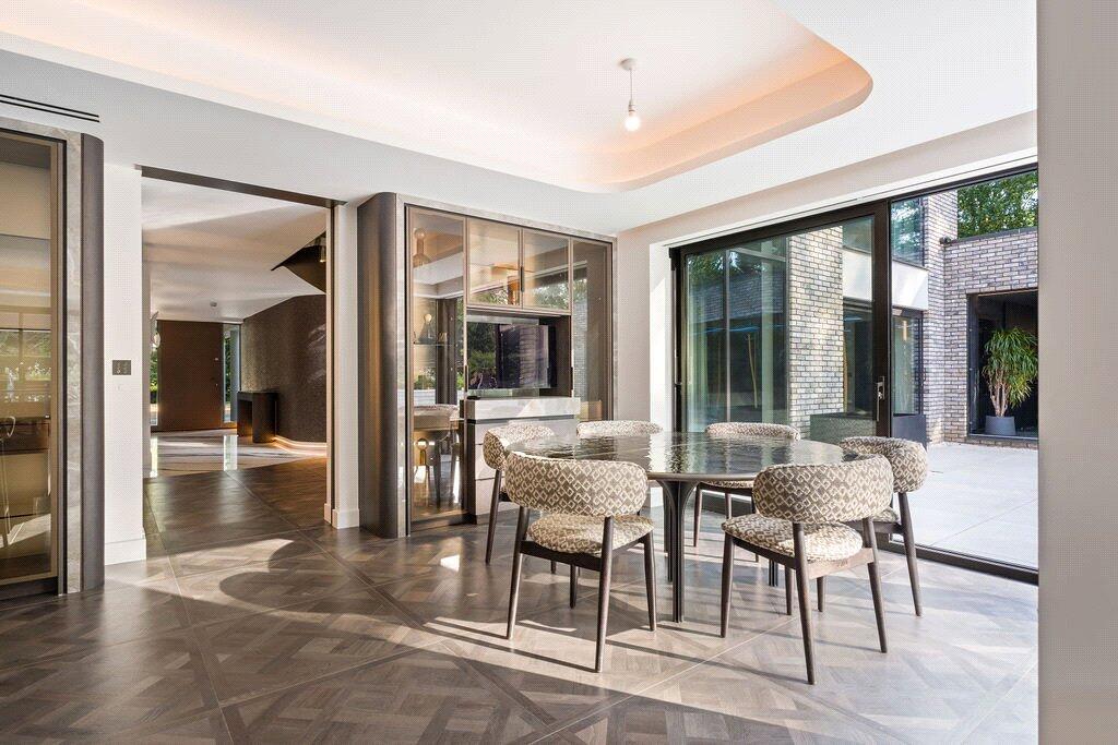 House in London - View 5