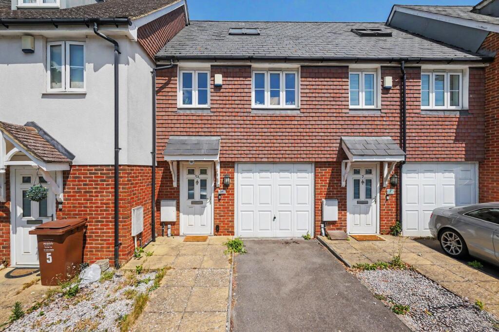 Main image of property: High Street, Halling, ME2