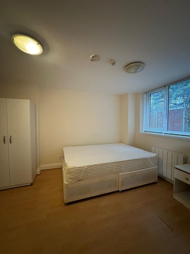 Main image of property: Alton Gardens, Luton