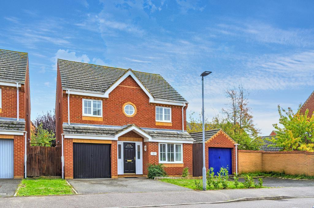 4-bed detached on Sunderland Place, Shortstown, Beds, MK42 0FD, £420,000