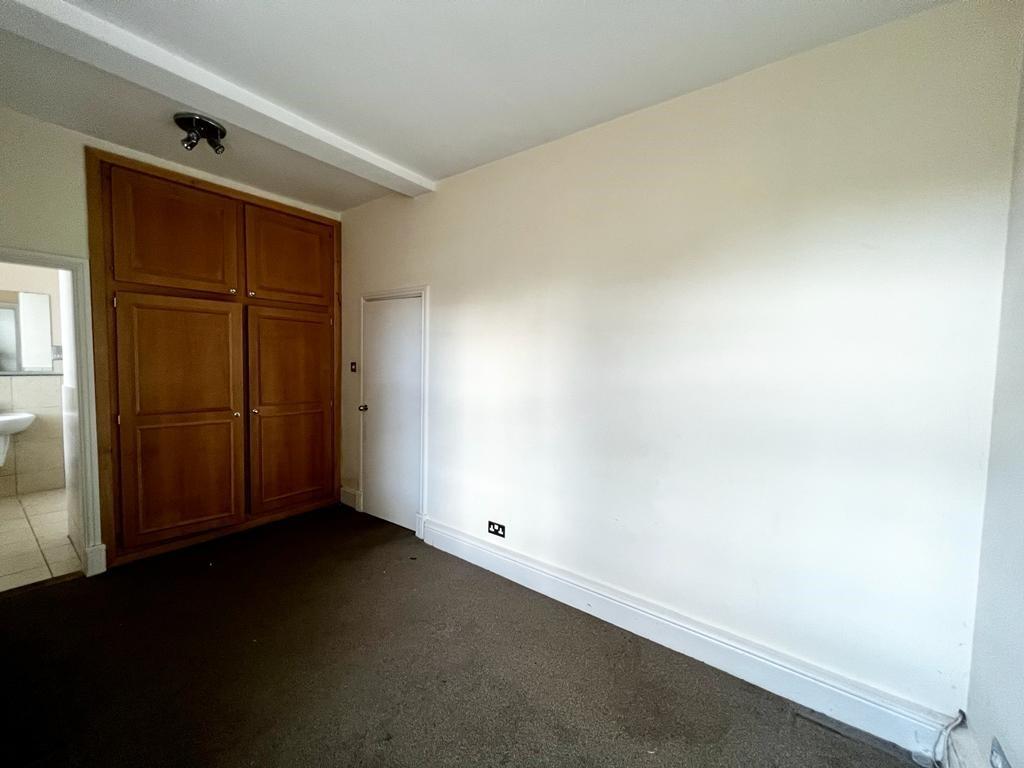 Apartment in Harrogate - More