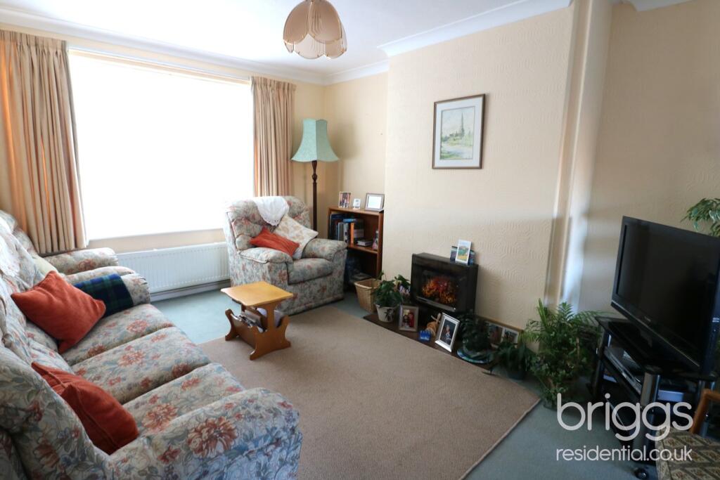 Elm Crescent, Glinton, Market Deeping, PE6 photo 4
