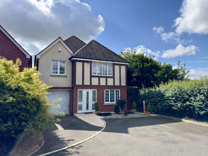 Main image of property: Fordrift, Sutton Coldfield, B75 7AF